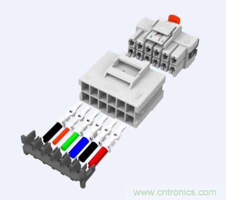 TE三重鎖扣式電源（Power Triple Lock）連接器