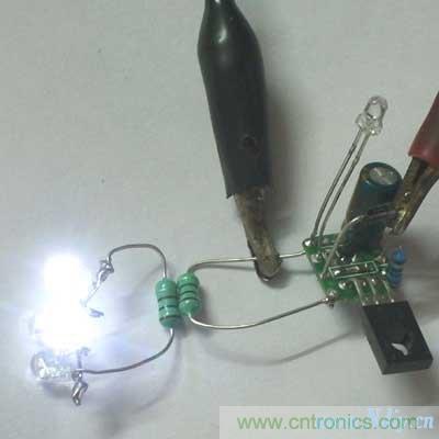 DIY：簡單但神奇的無線供電套件