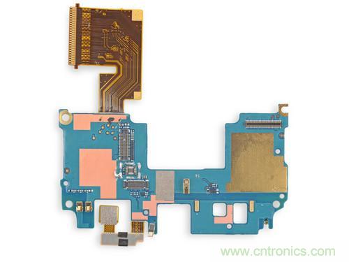 牛人強拆！新HTC One(M8)真機精密做工難修理