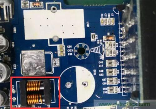 如何通過PCB布局設計來解決EMC問題？