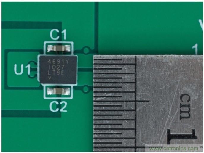 3.6V輸入、雙路輸出µModule降壓穩(wěn)壓器以3mm × 4mm小尺寸為每通道提供2A電流