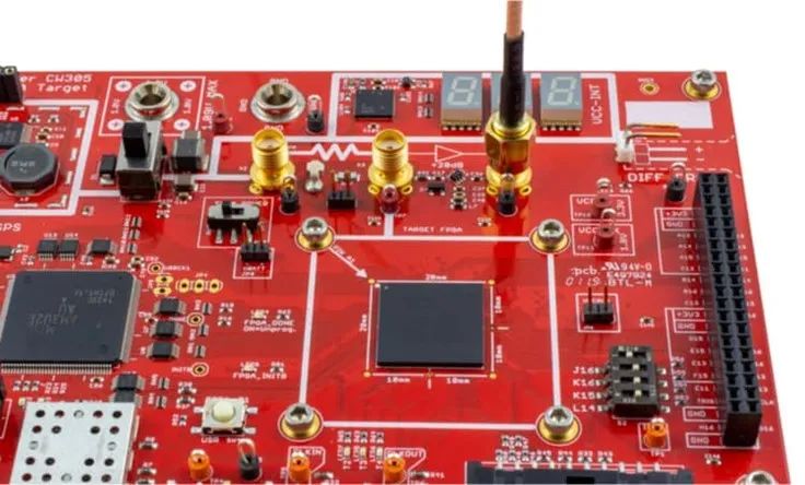 PCB 中的電源平面諧振分析